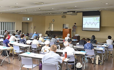 我孫子市男女共同参画講演会会場風景2022年6月25日講師は柚木理子さん